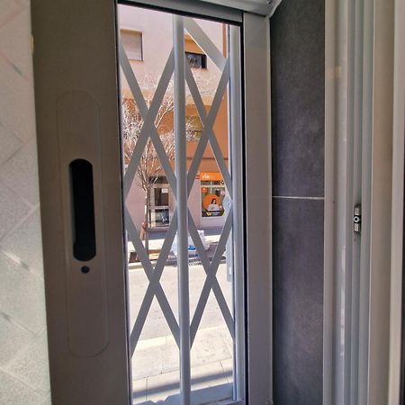 Barcelona, Apartamento De 1 Habitacion Apartment L'Hospitalet de Llobregat Bagian luar foto